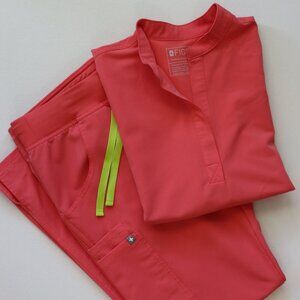 FIGS Hot Coral LIMITED color scrub SET XS Rafaela and M Kade Cargo